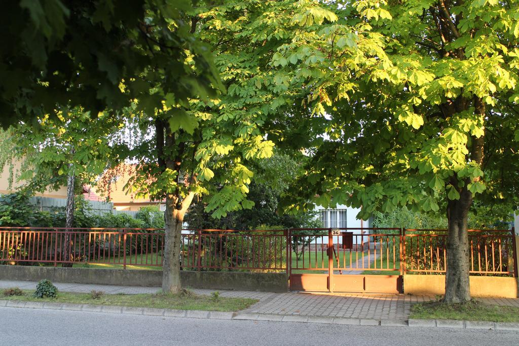 Evelin Nyaralóház Siófok Esterno foto
